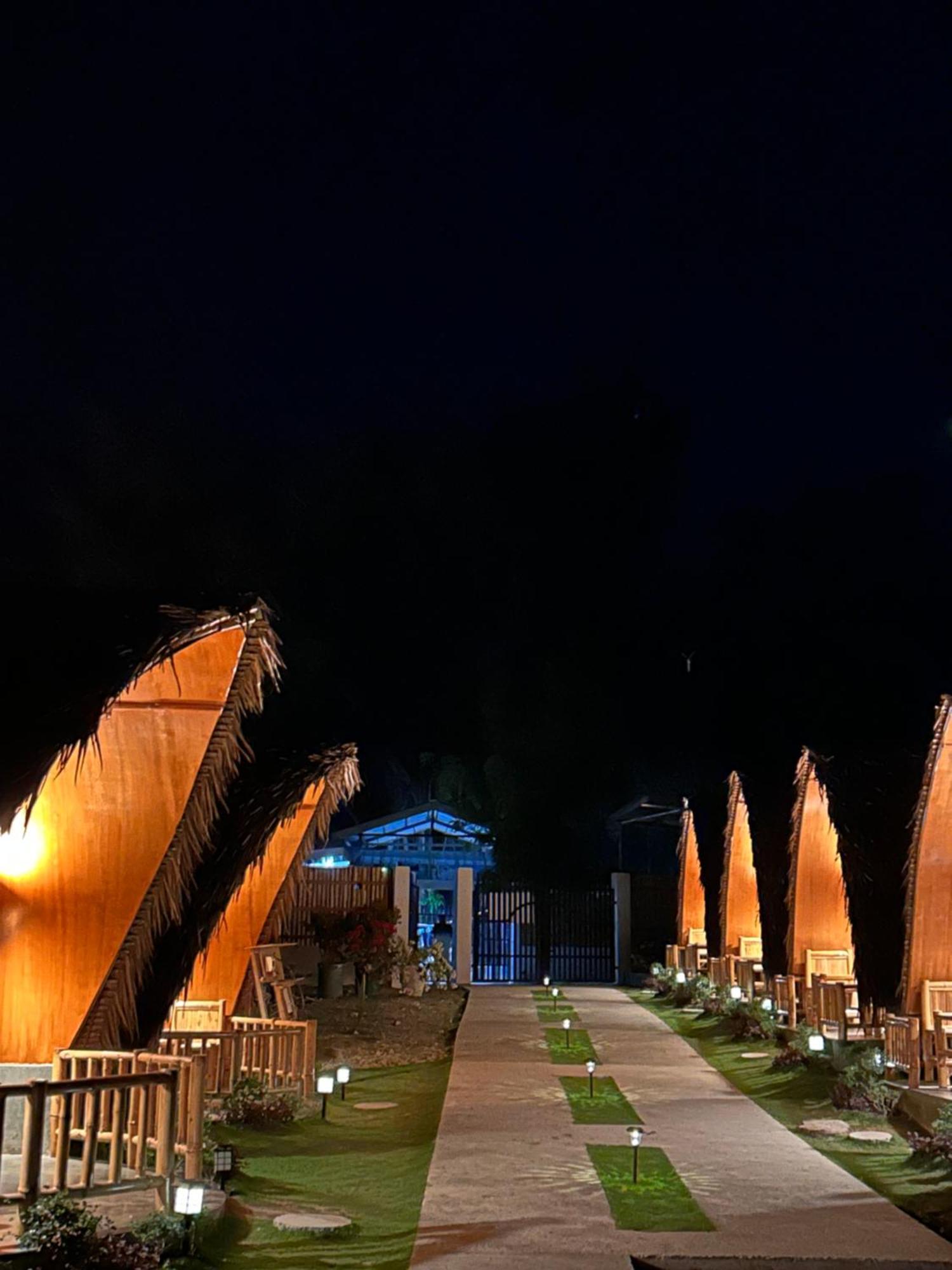 East Holiday Resort Moalboal Exterior photo